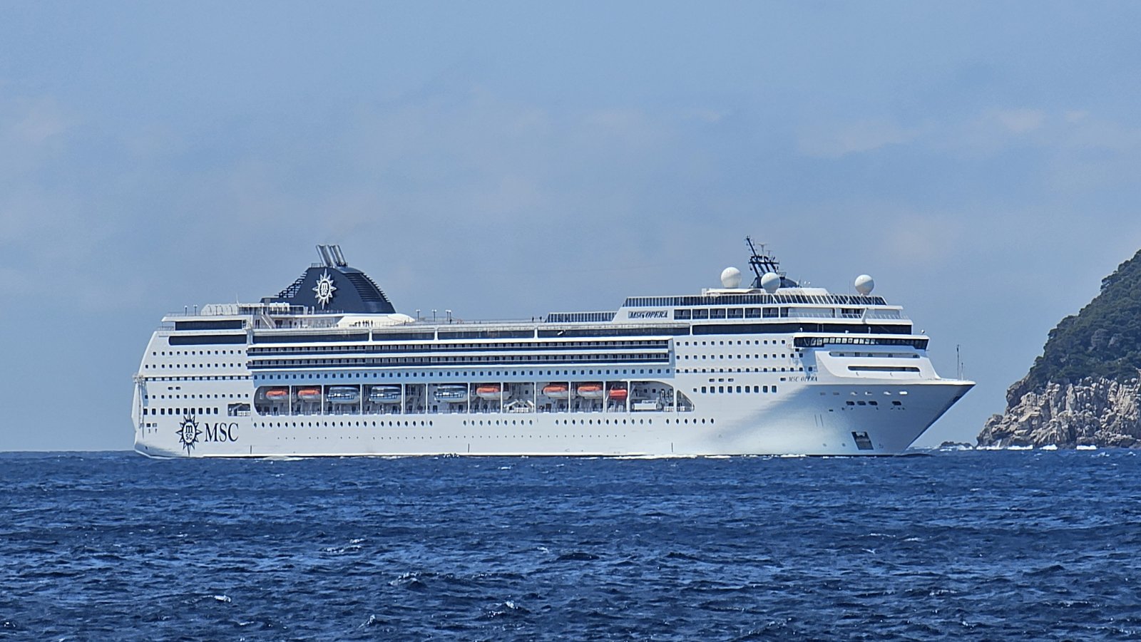 Izvorni naziv: MSC Opera .,.jpg