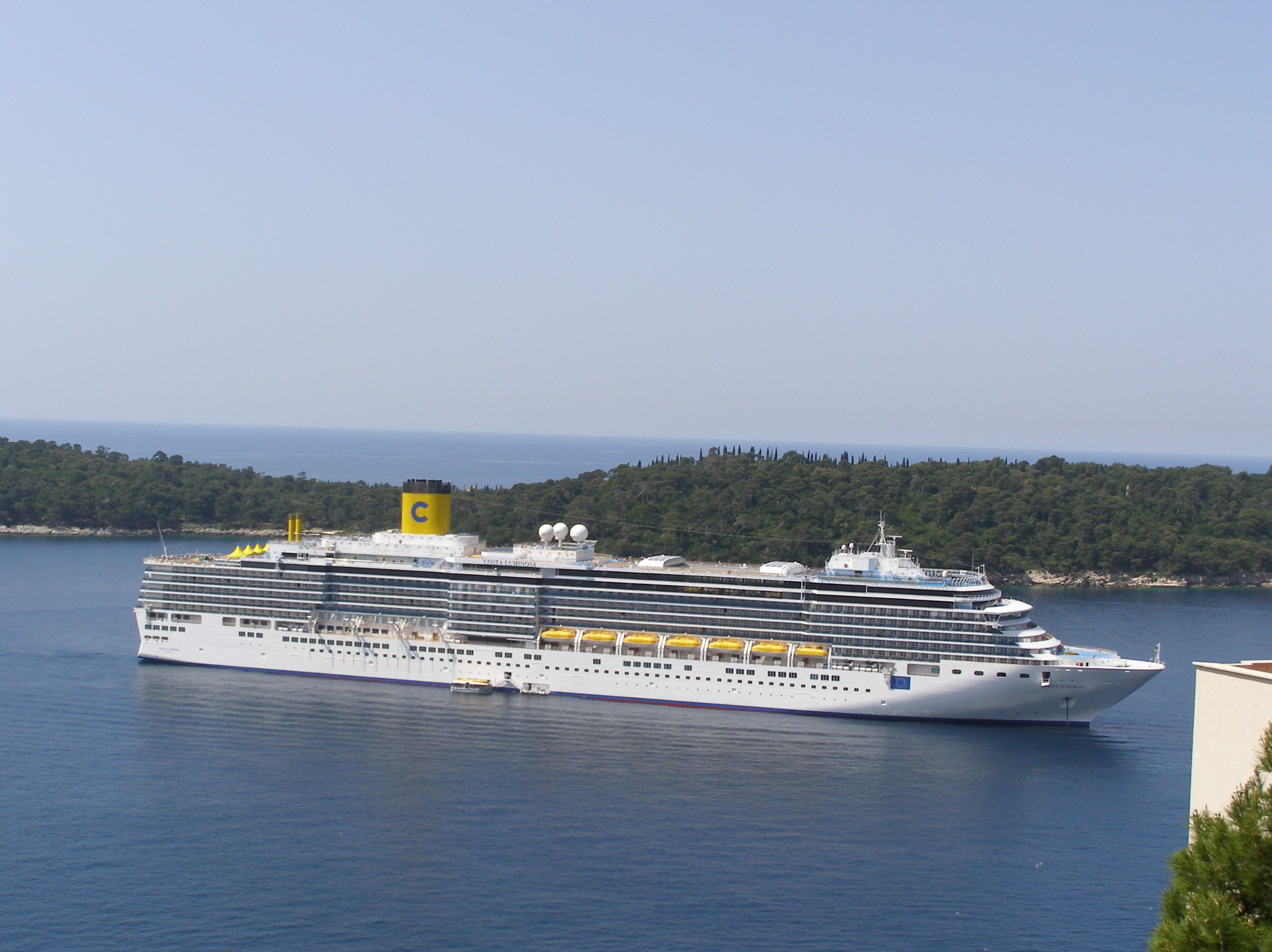Costa Luminosa
