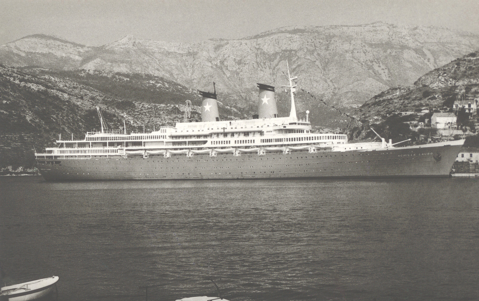 Izvorni naziv datoteke: Achille Lauro 01.jpg