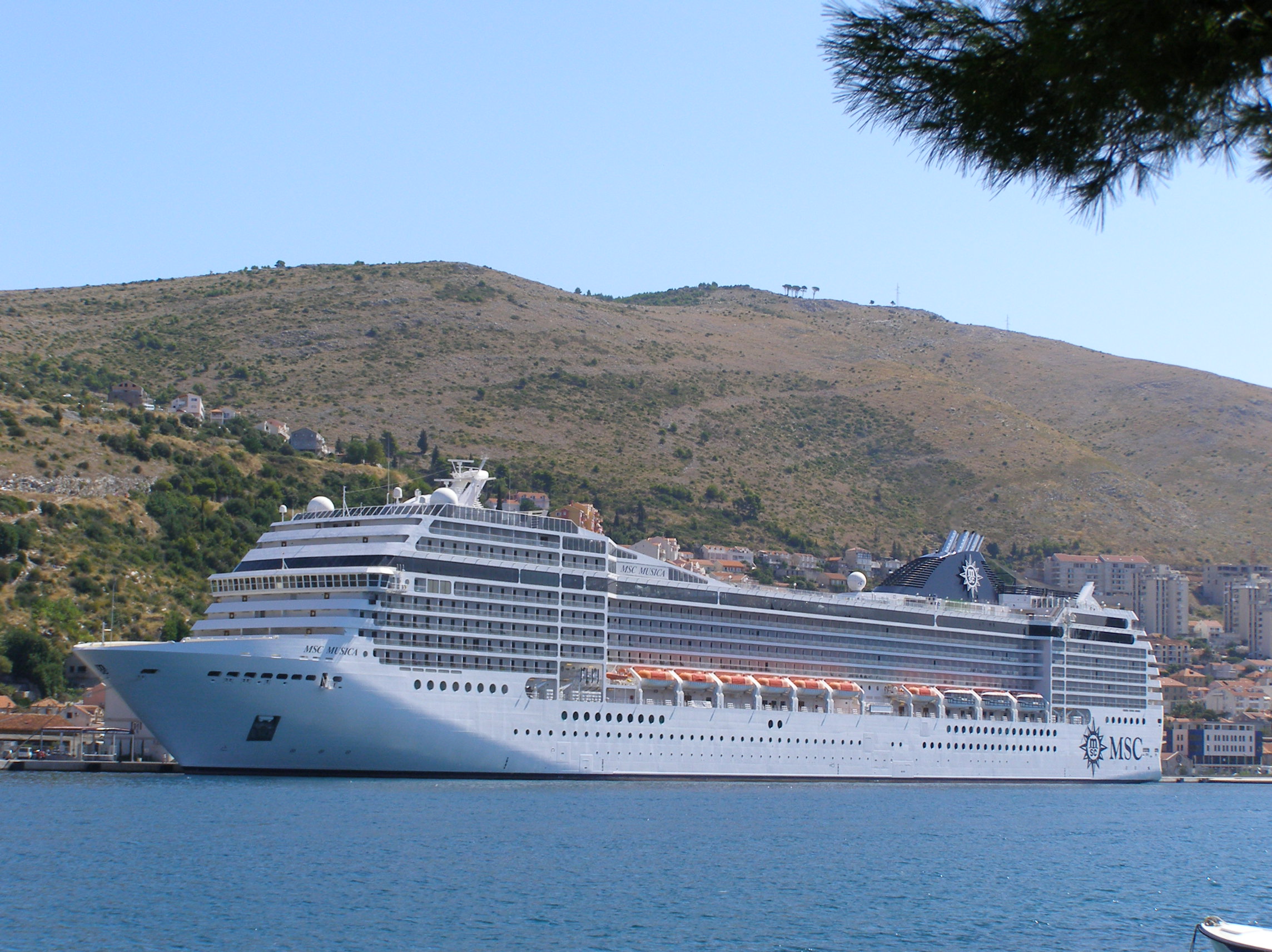 Izvorni naziv: msc musica 08.JPG