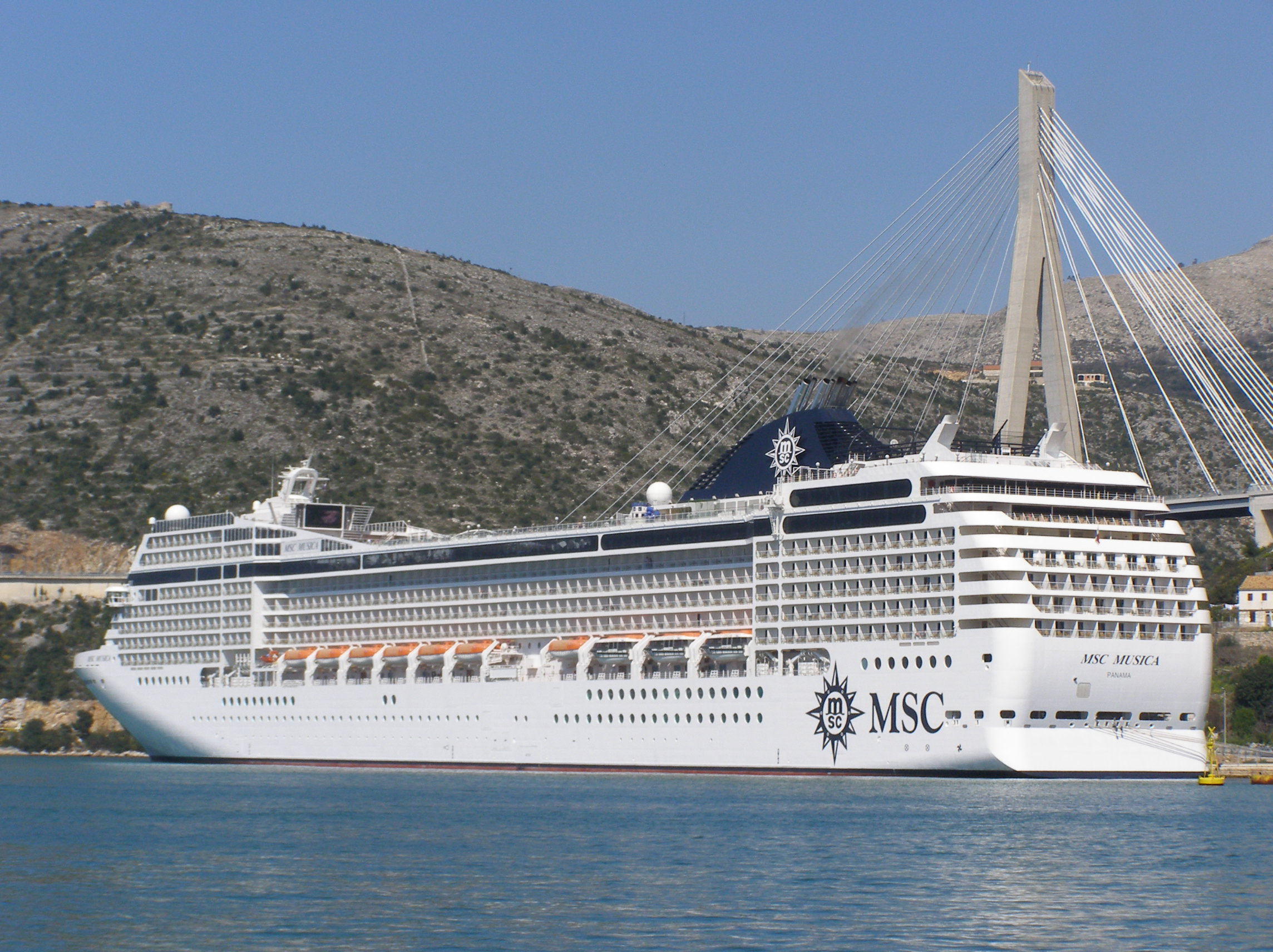 Izvorni naziv: msc musica 05.JPG