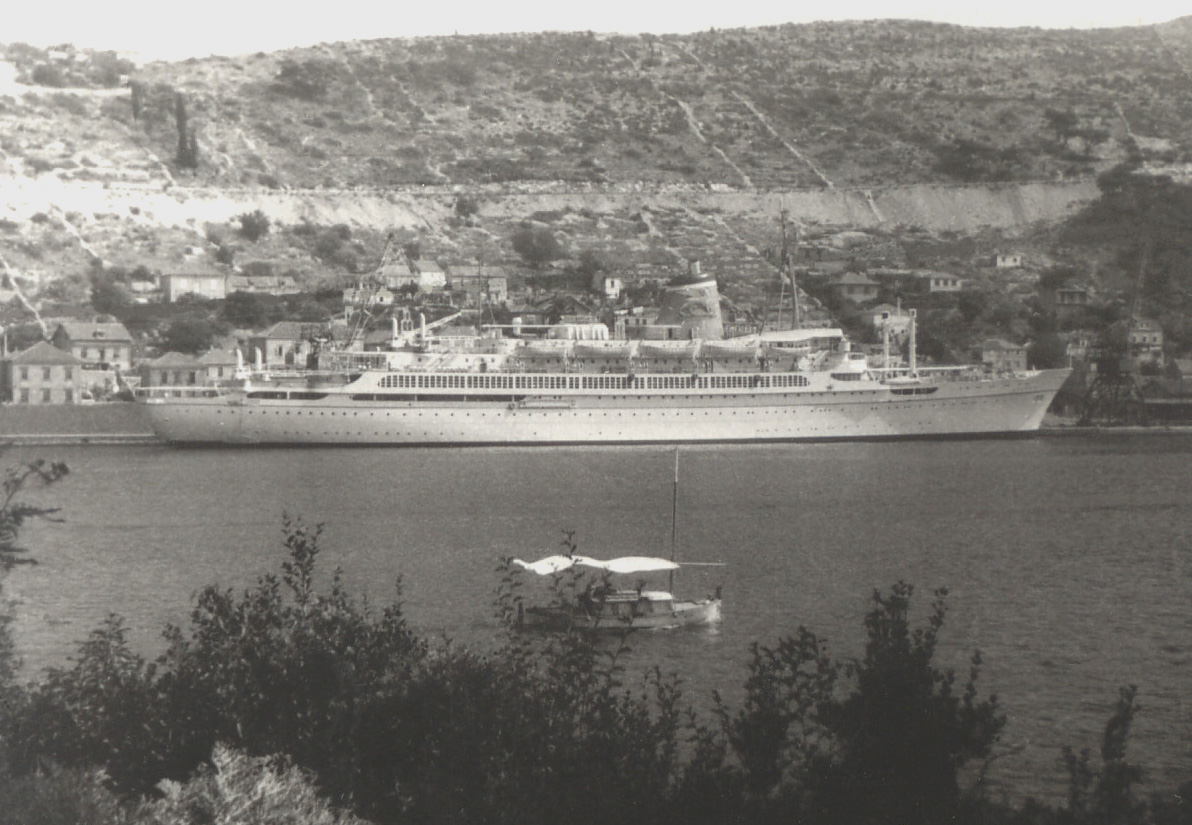 Izvorni naziv: avsonia 02.jpg